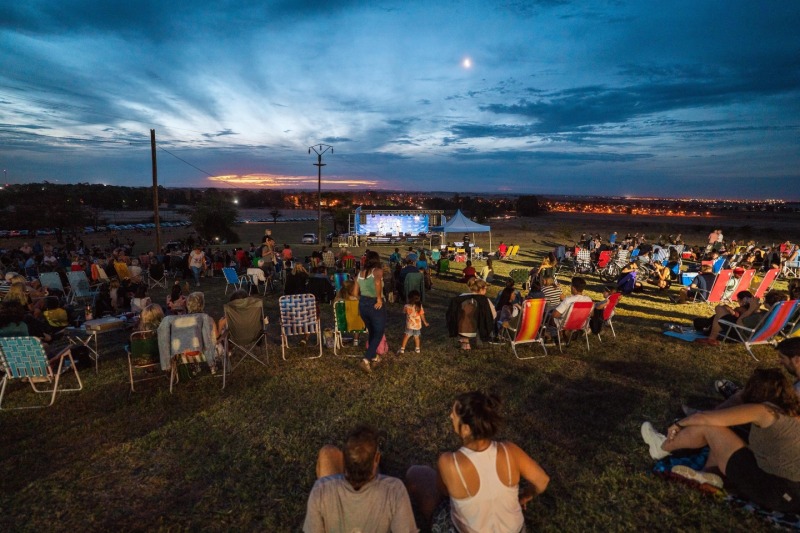 El Cerro Fortabat vibr� con el regreso de M�sica en las Alturas